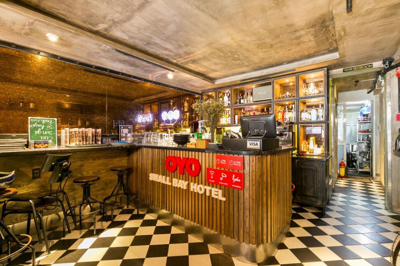 Oyo 438 Small Bay Hotel 호치민 외부 사진