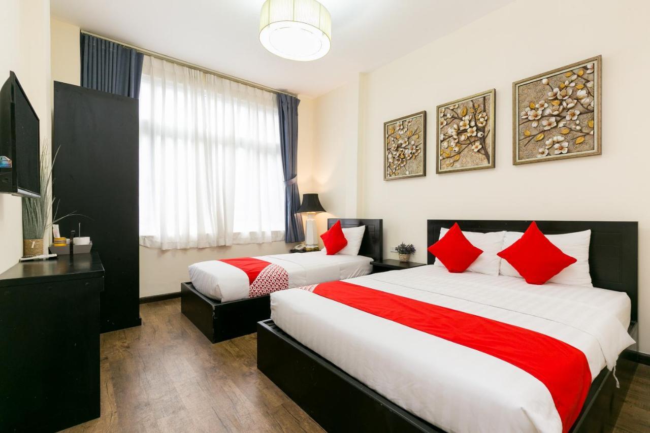 Oyo 438 Small Bay Hotel 호치민 외부 사진